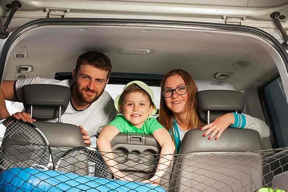  3 Causes to Hire a Minivan