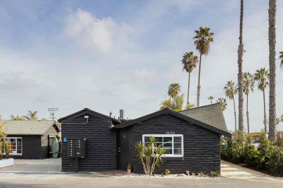  This California-cool Lodge Is Hiding in an Beneath-the-radar Surf City