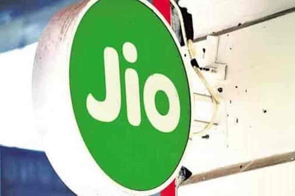 Reliance Jio web revenue rises 9.8% to  ₹3,615 crore for the quarter-ended December FY22
