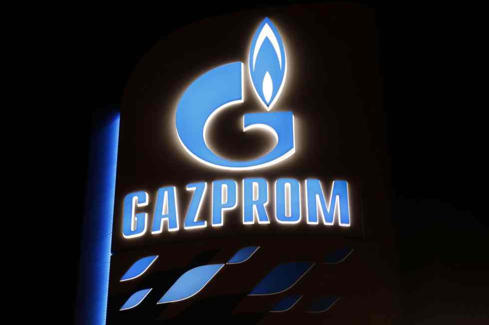  Germany gives state ensures to lure patrons for Gazprom unit