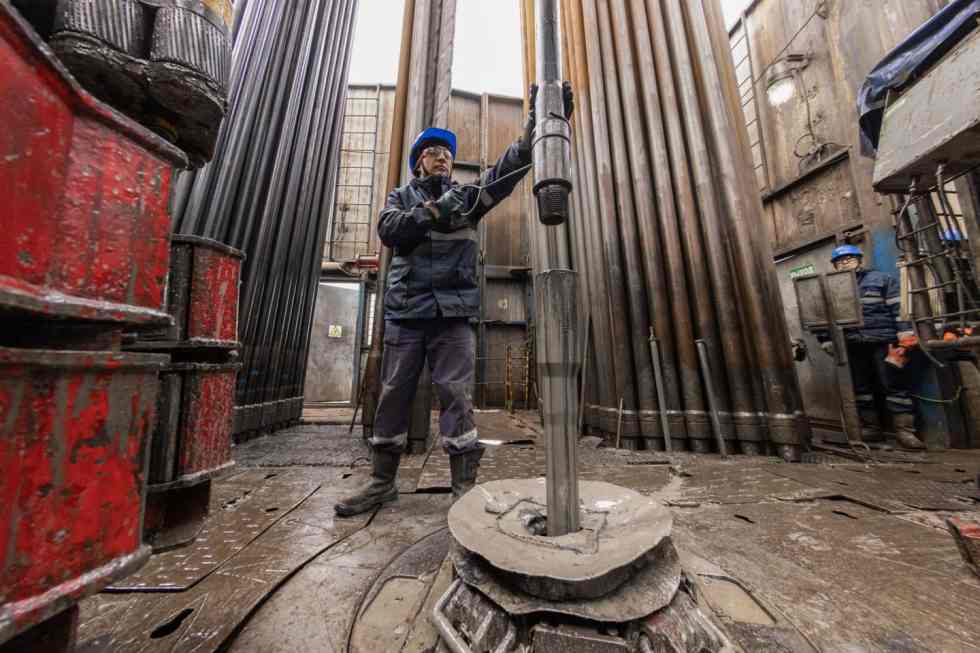 About 650,000 barrels per day of Russian oil to be ‘swapped’ says Woodmac